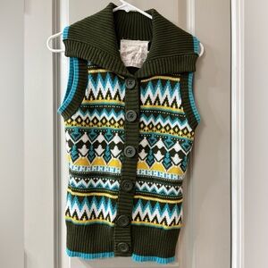Red Camel Sleeveless Patterned Sweater Vest